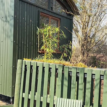 Glamping Malvern Shepherd Hut Extérieur photo