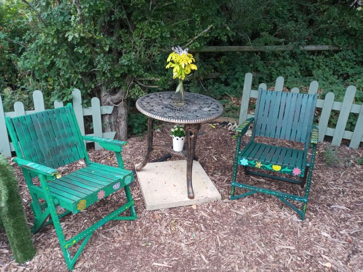 Glamping Malvern Shepherd Hut Extérieur photo