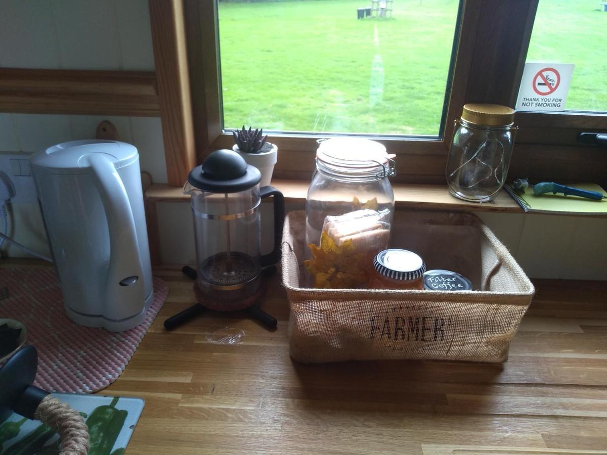Glamping Malvern Shepherd Hut Extérieur photo